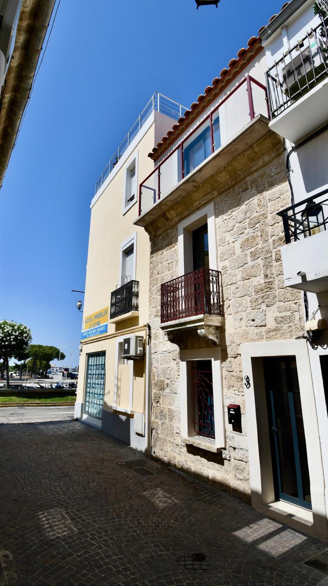 Maison de village rénovée ! Le Grau-du-Roi Exterior foto